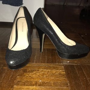 Black sequenced vintage heel